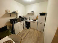 Studio avec terrasse / jardinet - Saint Césaire — photo 2