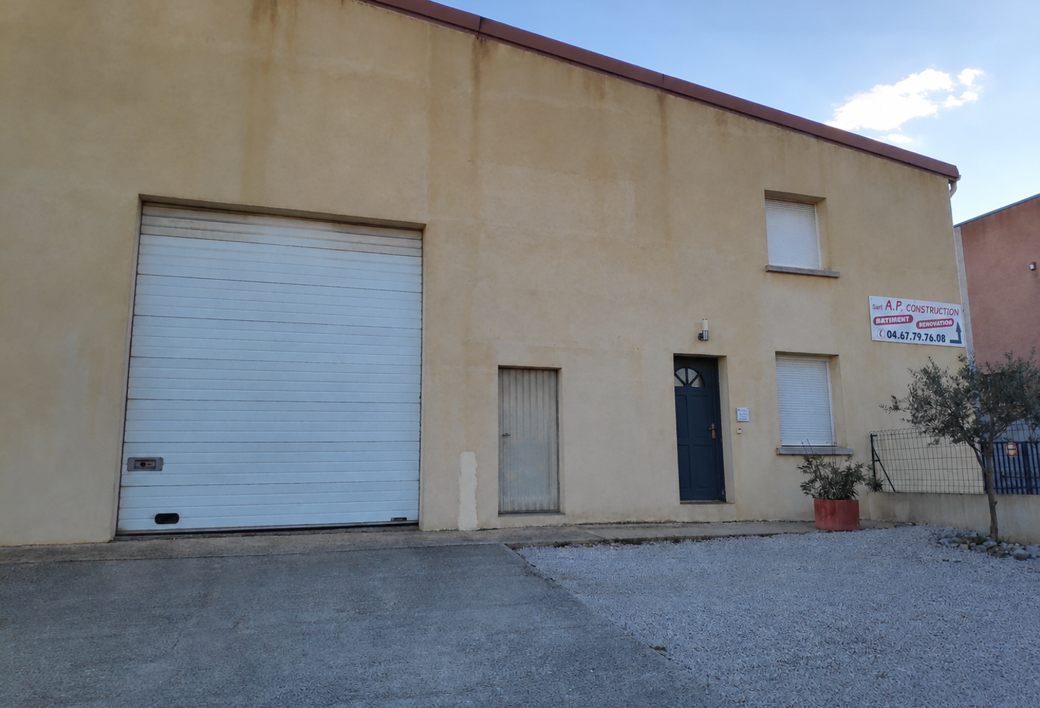 Location Entrepot + Bureau à Vendargues — photo 1