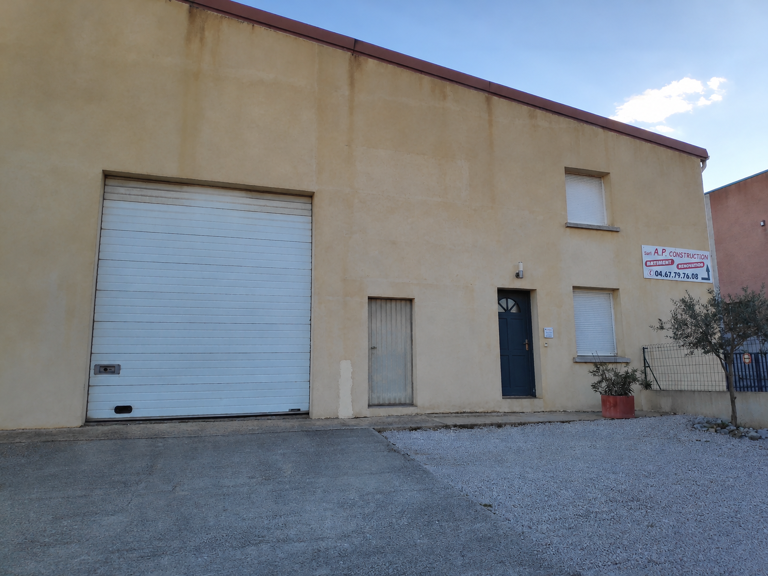 Location Entrepot + Bureau à Vendargues — photo 1