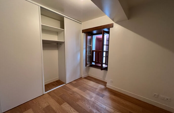 MAISON T5 AU COEUR DU VILLAGE D'OSSES — photo 5