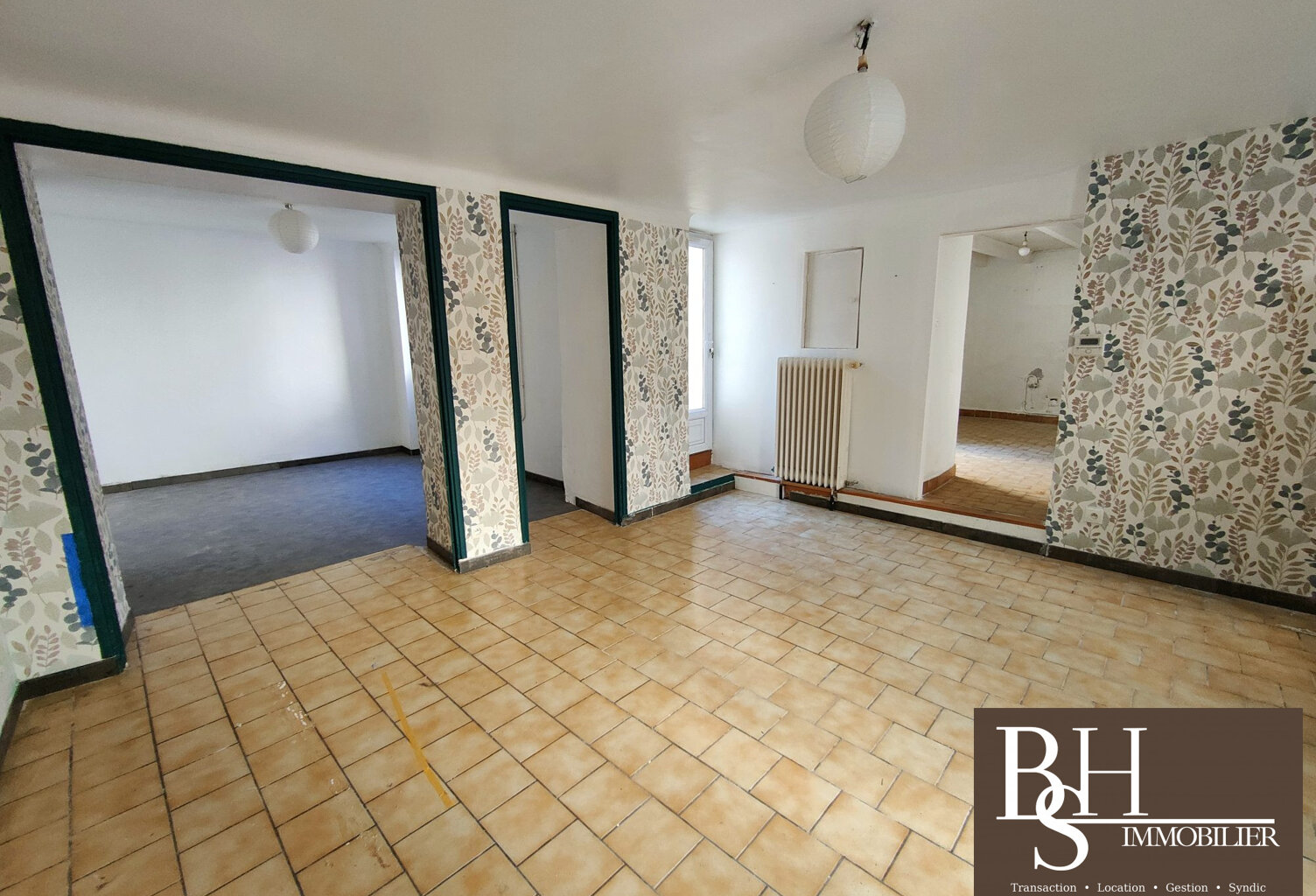 Maison d'environ 90m² à rénover avec terrasse — photo 1