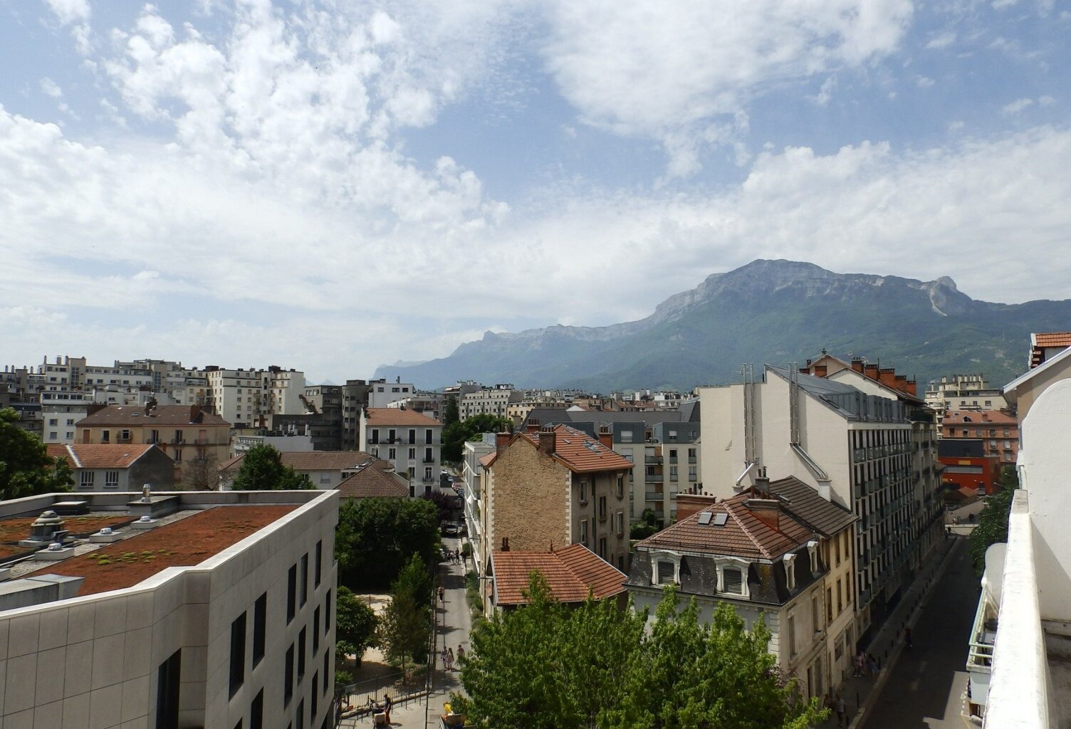 GRENOBLE Caserne de Bonne, Championnet, appartement de type 2 en — photo 1