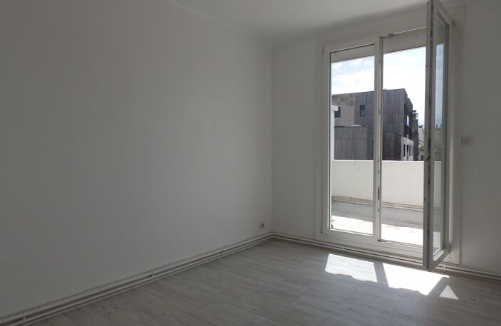 GRENOBLE Caserne de Bonne, Championnet, appartement de type 2 en — photo 3
