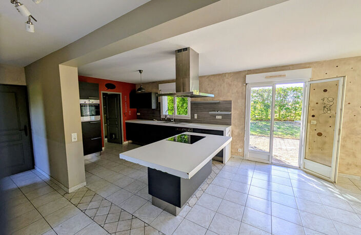 MAISON evreux - 6 pièce(s) - 128.34 m2 — photo 5
