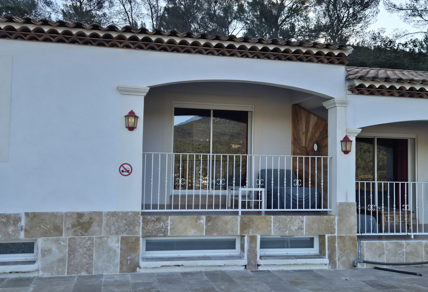 GRAND STUDIO SOLLIES TOUCAS — photo 1