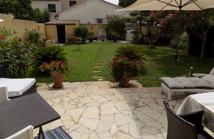 Montpellier centre, quartier Richter/Hotel de région, villa 195m², 4 chs + 1 bureau sur parcelle 448m² — photo 3