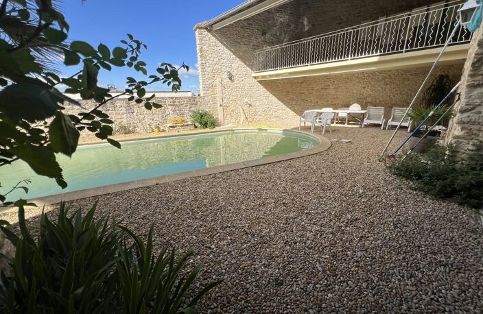 Castelnau-Valence, mas 285m² sur 1100m², 5 chs + 2 brx, piscine(nombreuses possibilités) — photo 2