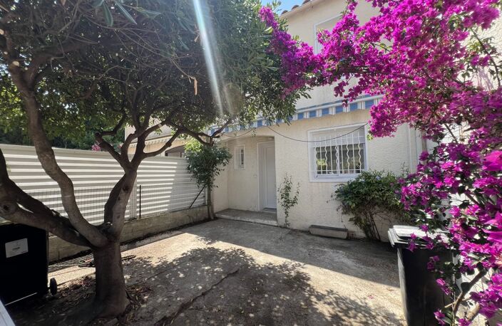 Nîmes, quartier Mas Verdier, villa rénovée 75m² sur 256m², 3chs et garage — photo 2