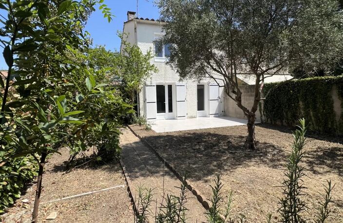 Nîmes, quartier Mas Verdier, villa rénovée 75m² sur 256m², 3chs et garage — photo 5