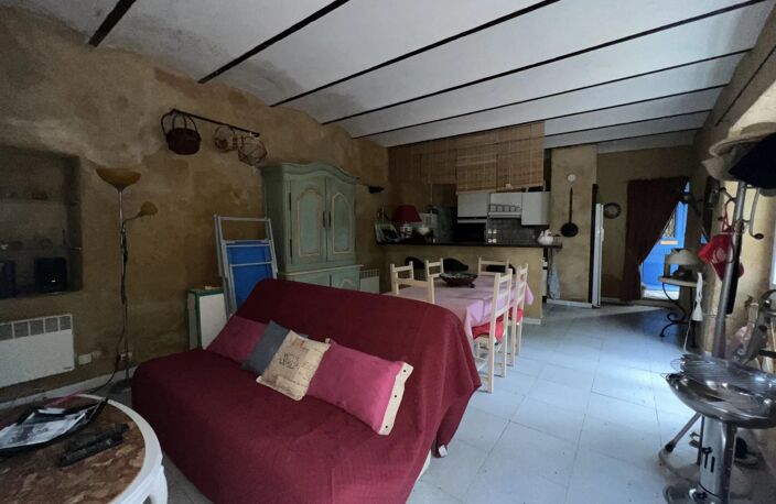 Maison de village, Sainte-Cécile d'Andorge, 90m², 2 chambres, terrasse 8m² sur impasse — photo 3