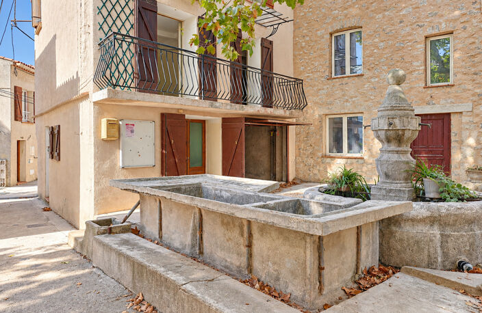Maison de village T5 avec garage — photo 2