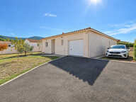 Villa T4 de 2022 avec garage, piscine et jardin — photo 4