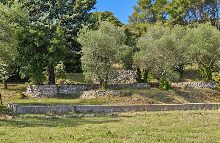 Terrain constructible de 1 700 m2 dans un environnement calme et recherché — photo 2