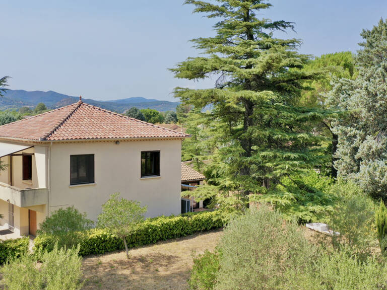 Saint-Hilaire-de-Brethmas : Maison individuelle sur terrain attenant de 1085m2 — photo 1