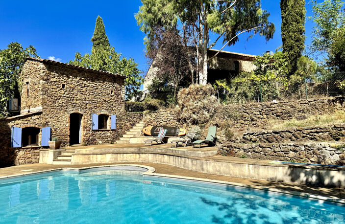 Cévennes : Propriété unique avec piscine, Mazet et terrain attenant de plus de 9000 m2 — photo 3