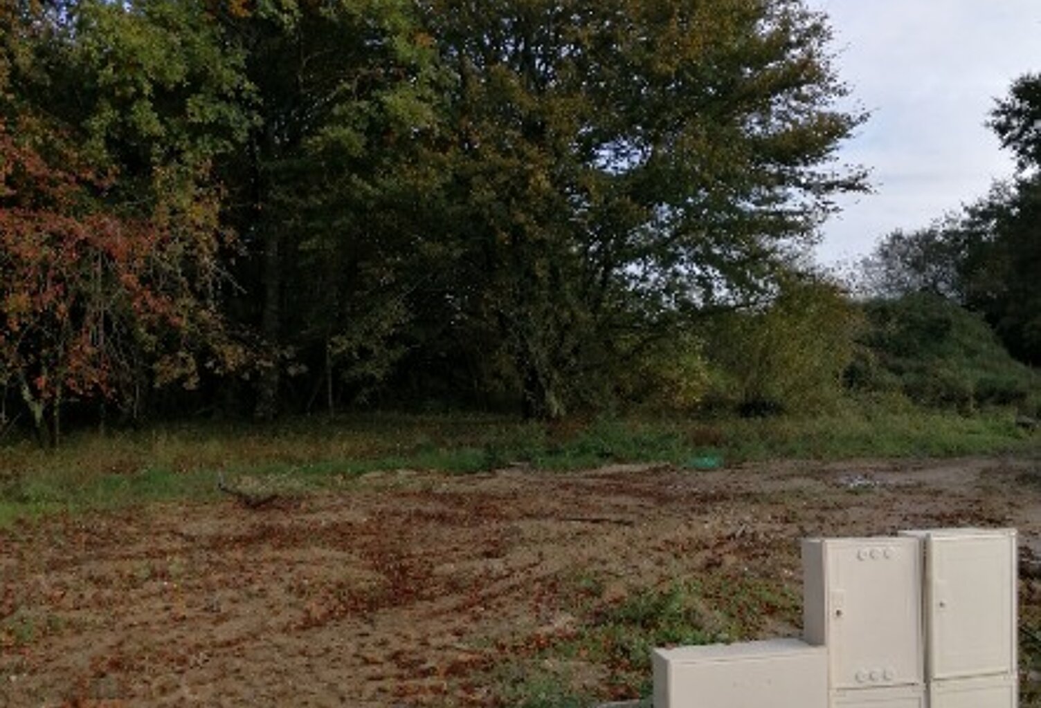 Terrain à bâtir à Ambarès-et-Lagrave (33440) — photo 1