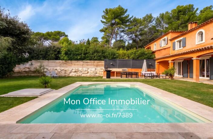 Référence : 7389-JDO - Maison familiale 4 chambres avec piscine et terrain de 1 260 m² à Venelles — photo 2