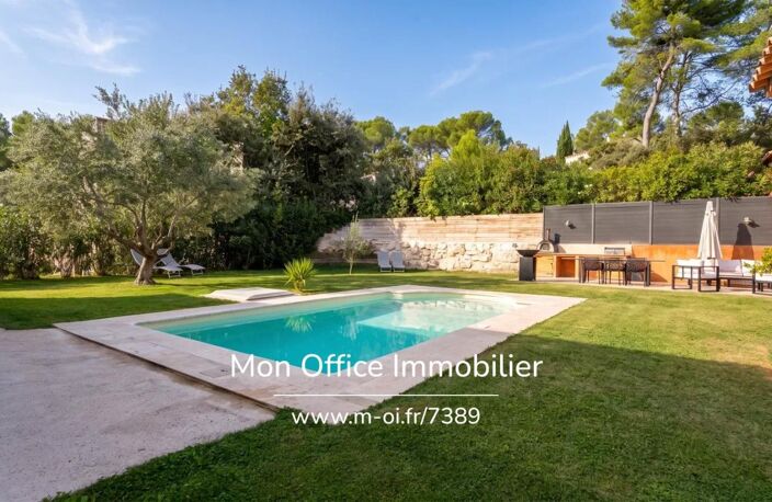 Référence : 7389-JDO - Maison familiale 4 chambres avec piscine et terrain de 1 260 m² à Venelles — photo 3