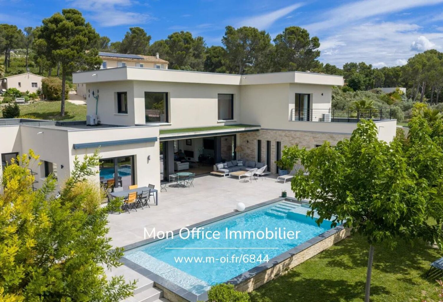 Référence : 6844-AUS. - Maison contemporaine, 4 chambres, Jardin, piscine et garage - Ventabren — photo 1
