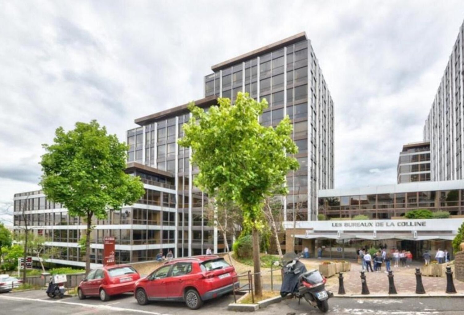 Saint-Cloud – Bureau 18 m² lumineux et climatisé – Centre d'affaires – 79 800 € — photo 1