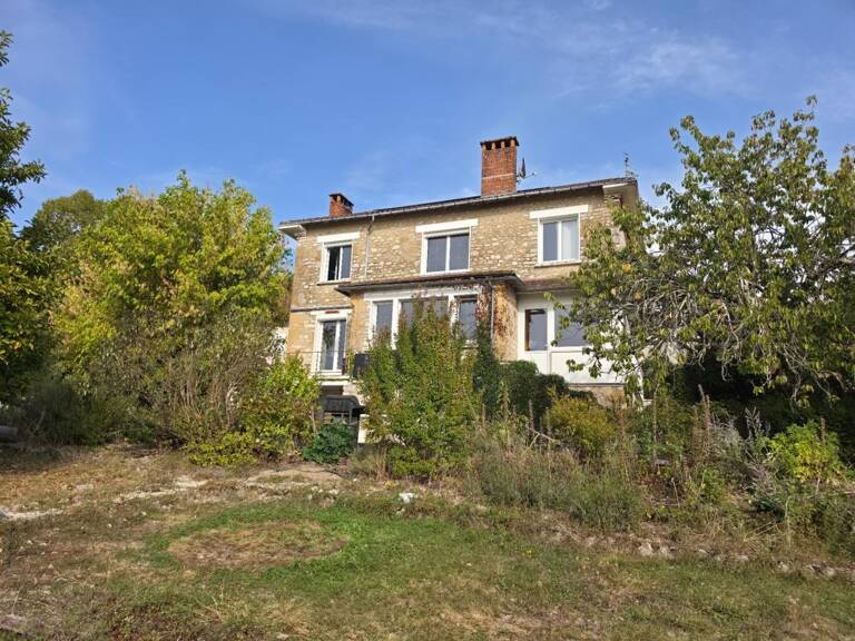 Maison de 193 m² à Thenon — photo 1