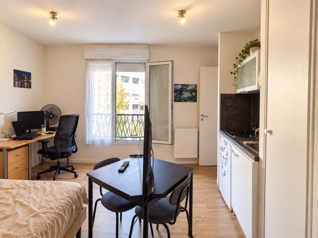 Studio 21m2 Métro VALMY - LYON 9EME ARRONDISSEMENT (69) — photo du bien