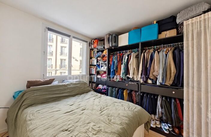 PARIS 15e – CONVENTION – Appartement de 3 pièces dans une résidence soignée avec gardien – 54m² plus une cave — photo 4