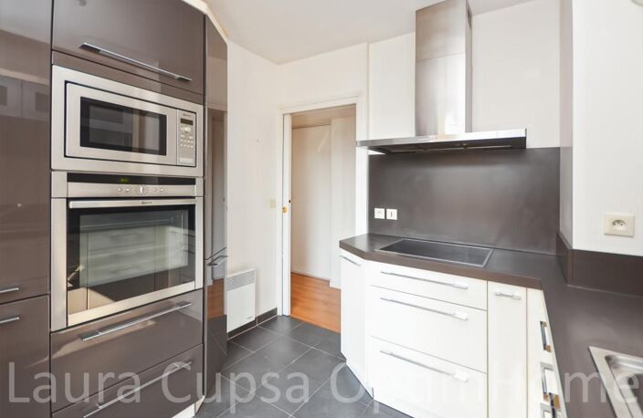 CHATILLON T6 ANDRE MALRAUX - 7 MIN METRO L13 - 4P DERNIER ETAGE - CALME - VUE DEGAGEE - 79,40 M² CARREZ - 82,3 M² AU SOL - 5 MIN CENTRE VILLE - RESIDENCE DE STANDING - ASCENSEUR - CAVE- DOUBLE PARKING — photo 3