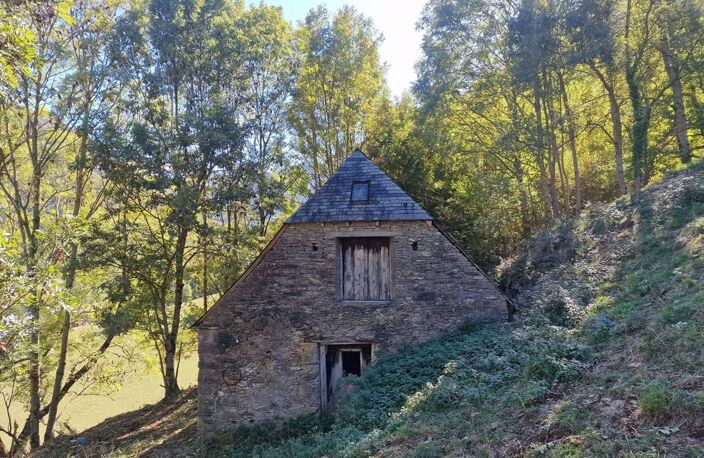 Grange à restaurer vallée des nestes — photo 2