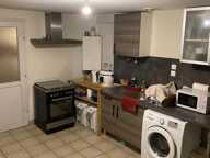 LUCON QUARTIER HYPER U ADORABLE MAISON DE PLAIN PIED 80M² RENOVEE AVEC 2 CHAMBRES ET JARDIN CLOS — photo 3