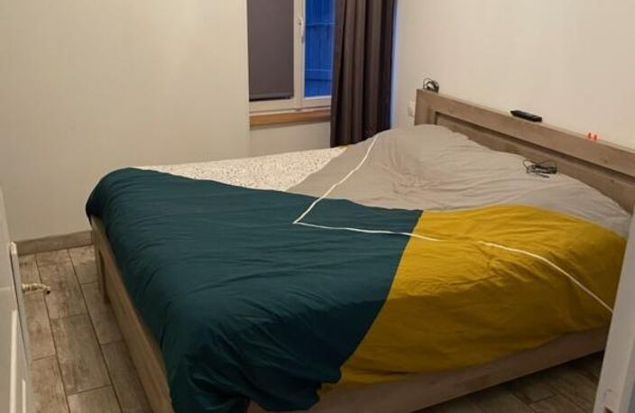 LUCON QUARTIER HYPER U ADORABLE MAISON DE PLAIN PIED 80M² RENOVEE AVEC 2 CHAMBRES ET JARDIN CLOS — photo 4