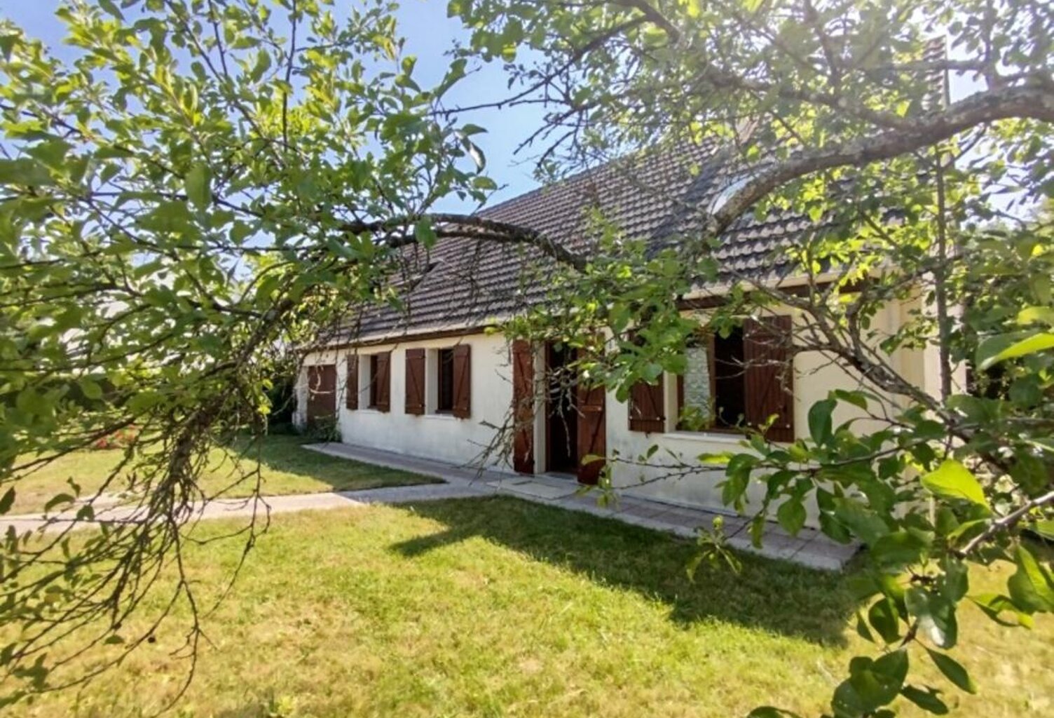 Maison à vendre 4 pièces ARROU (28) — photo 1