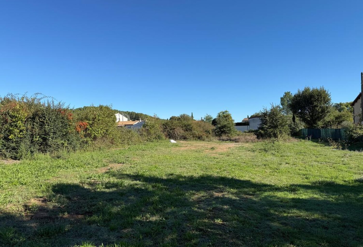Terrain À Vendre — photo 1
