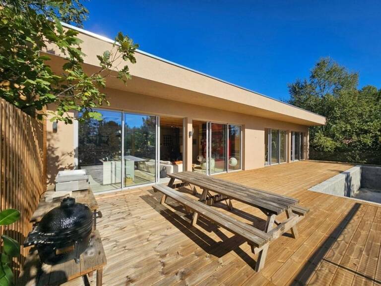 VILLA BIOCLIMATIQUE D’EXCEPTION (DPE A) – 160 m² DE PLAIN-PIED – ARCHITECTURE NATURELLE — photo 1