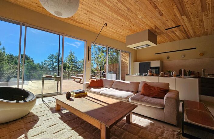 VILLA BIOCLIMATIQUE D’EXCEPTION (DPE A) – 160 m² DE PLAIN-PIED – ARCHITECTURE NATURELLE — photo 3