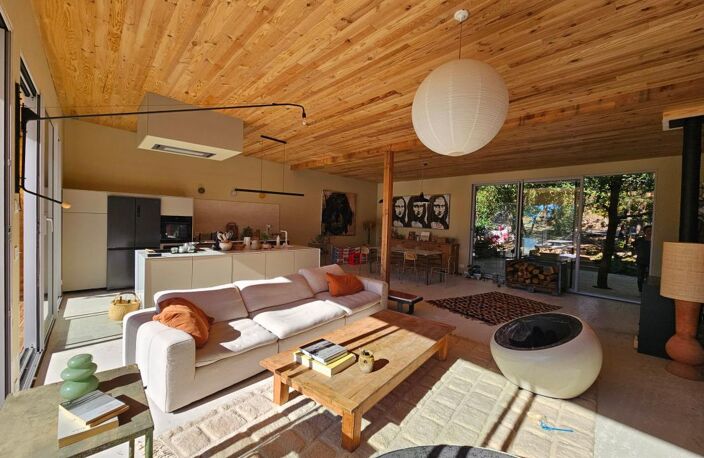 VILLA BIOCLIMATIQUE D’EXCEPTION (DPE A) – 160 m² DE PLAIN-PIED – ARCHITECTURE NATURELLE — photo 4