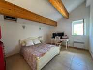 DUPLEX À LOUER - T2 meublé avec parking - SAINT MARTIN DE CRAU — photo 4