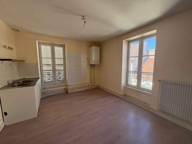 APPARTEMENT 4 PIÈCES – 100 M² À AUXONNE — photo 1