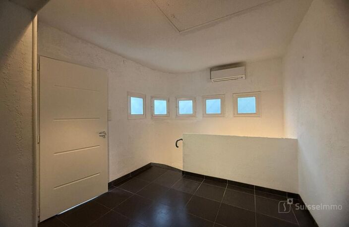 Maison Oyonnax 6 pièce(s) 158 m2 — photo 2