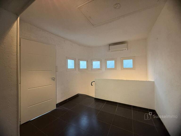 Maison Oyonnax 6 pièce(s) 158 m2 — photo 1
