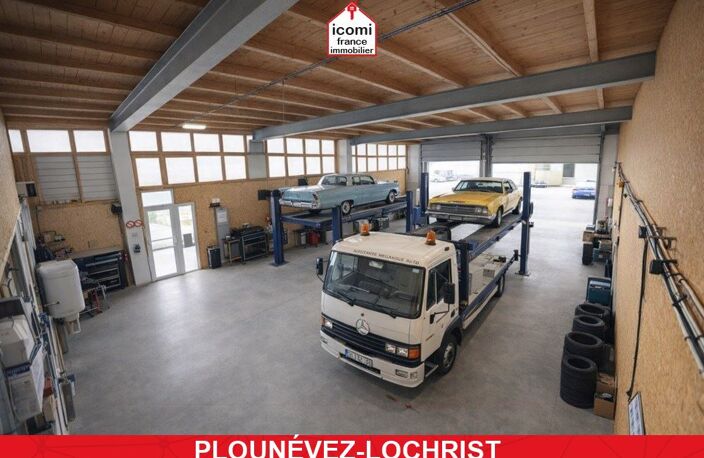 FINISTERE - Plounévez-Lochrist (29430) -  VENDRE - LOCAL DE 370 M2 AVEC BUREAU ET ESPACE DE VENTE  - EMPLACEMENT STRATÉGIQUE - POSSIBILITE ACTIVITE GARAGE OU AUTRES - STATIONNEMENT — photo 5