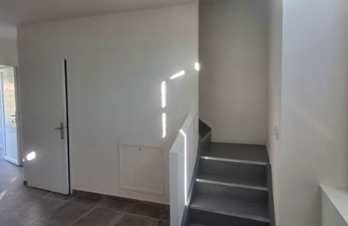 T3 — photo 2