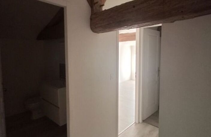 T3 — photo 3