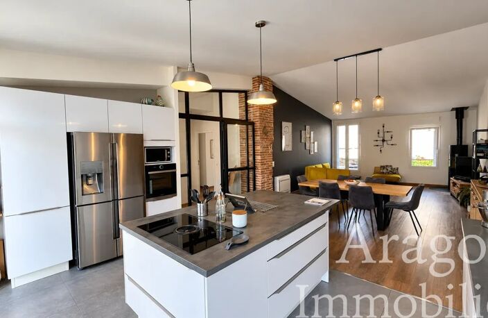 Maison de charme à vendre à Claira — photo 3