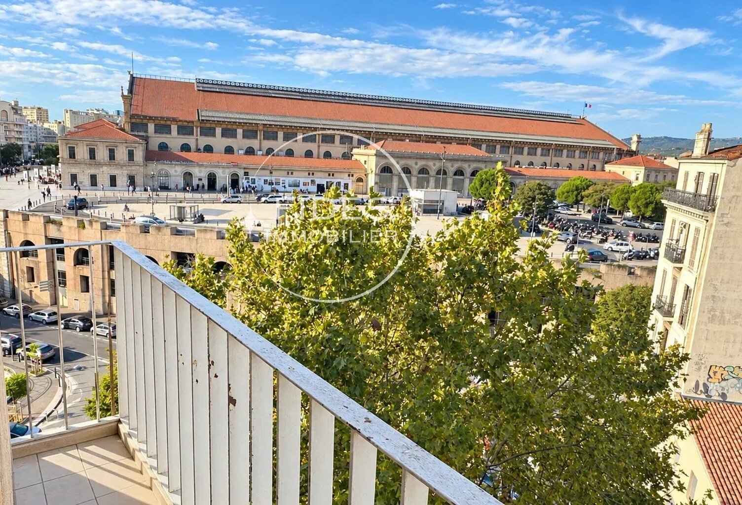 Marseille Saint-Charles — Studio rénové avec soin, balcon et cli — photo 1