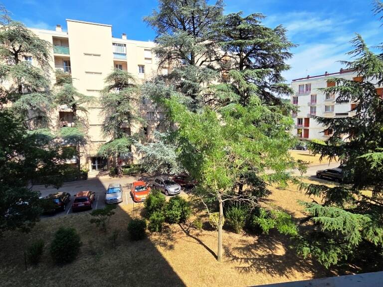 T4 avec cave et garage — photo 1