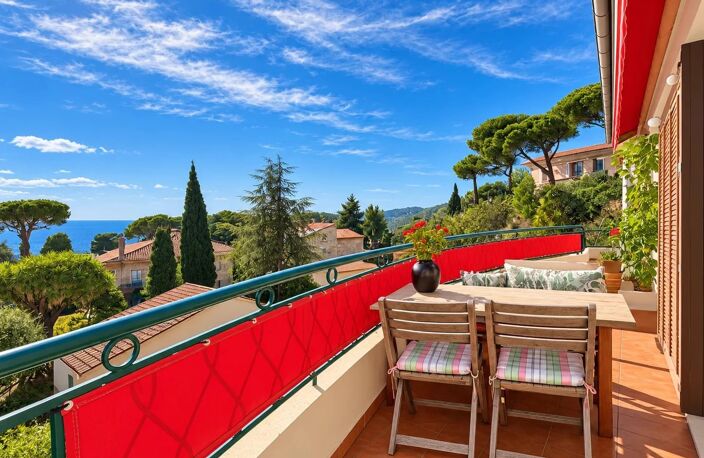 VILLEFRANCHE-SUR-MER - Appartement-Villa 157m2 — photo 3