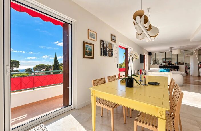 VILLEFRANCHE-SUR-MER - Appartement-Villa 157m2 — photo 4