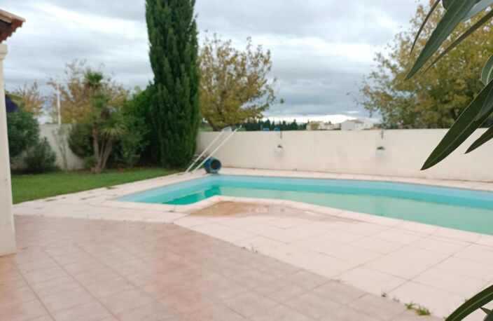 Villa 126m2,3 chambres,  jardin, piscine, solarium — photo 4