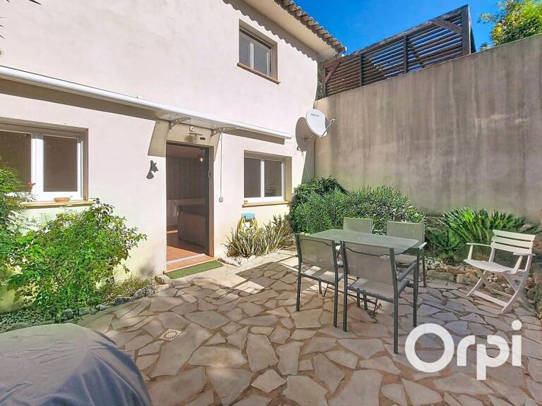 Location annuelle - Appartement T2 - Porto-Vecchio — photo 1